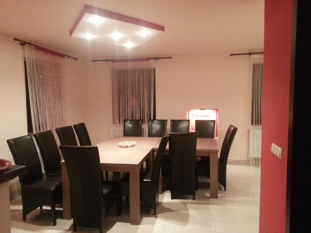 Casa De Vacanta Silvia Varmaga Экстерьер фото